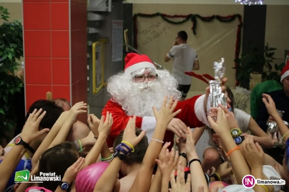 W mikołajki' pływalnia pękała w szwach - zdjęcie 4