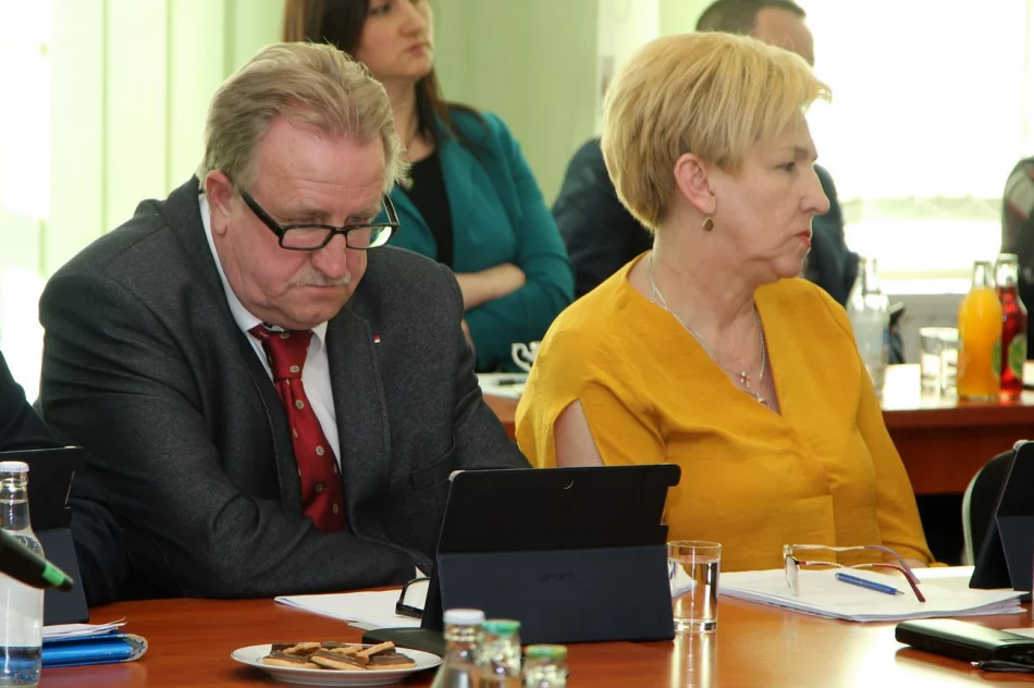 Obradowała Rada Gminy Limanowa - retransmisja sesji - zdjęcie 2