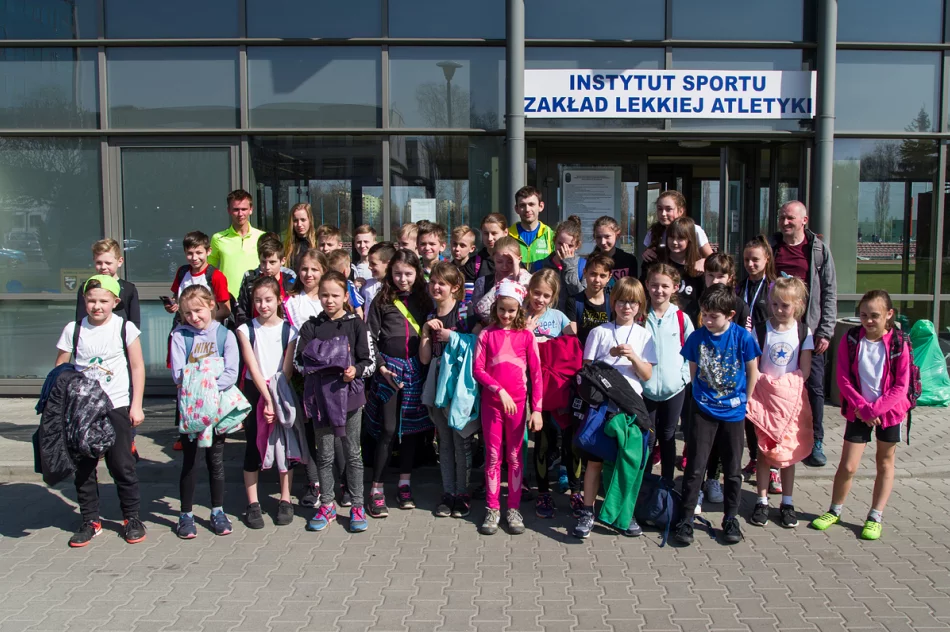 Sukces lekkoatletów na mistrzostwach województwa w biegach przełajowych - zdjęcie 14