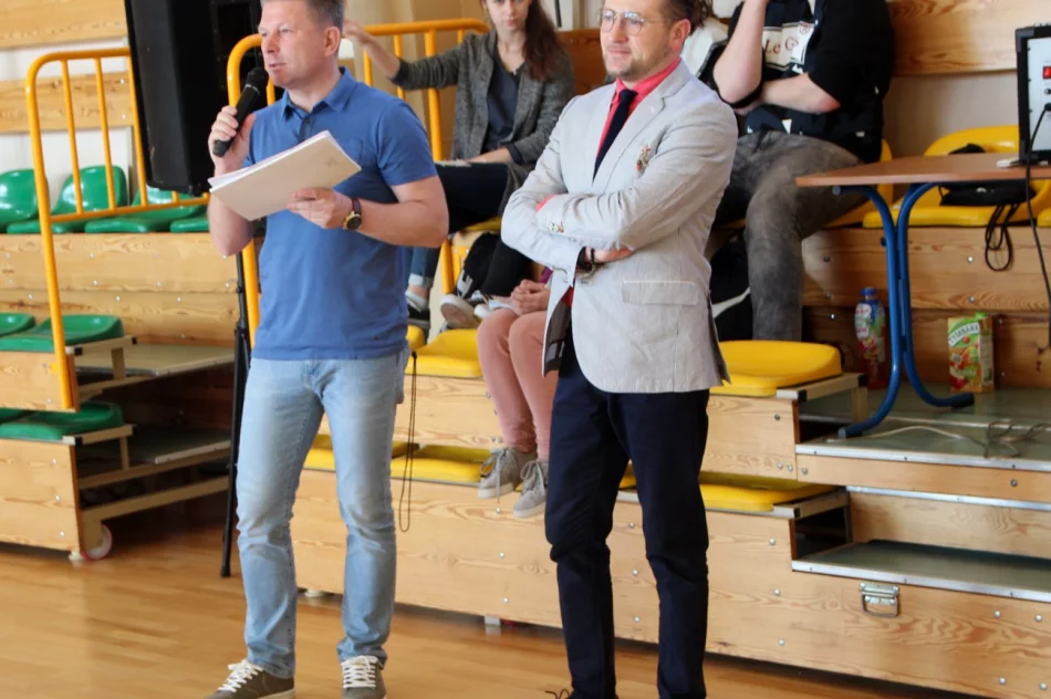 Chłopcy ze Starej Wsi Mistrzami Gminy Limanowa w piłce ręcznej - zdjęcie 10