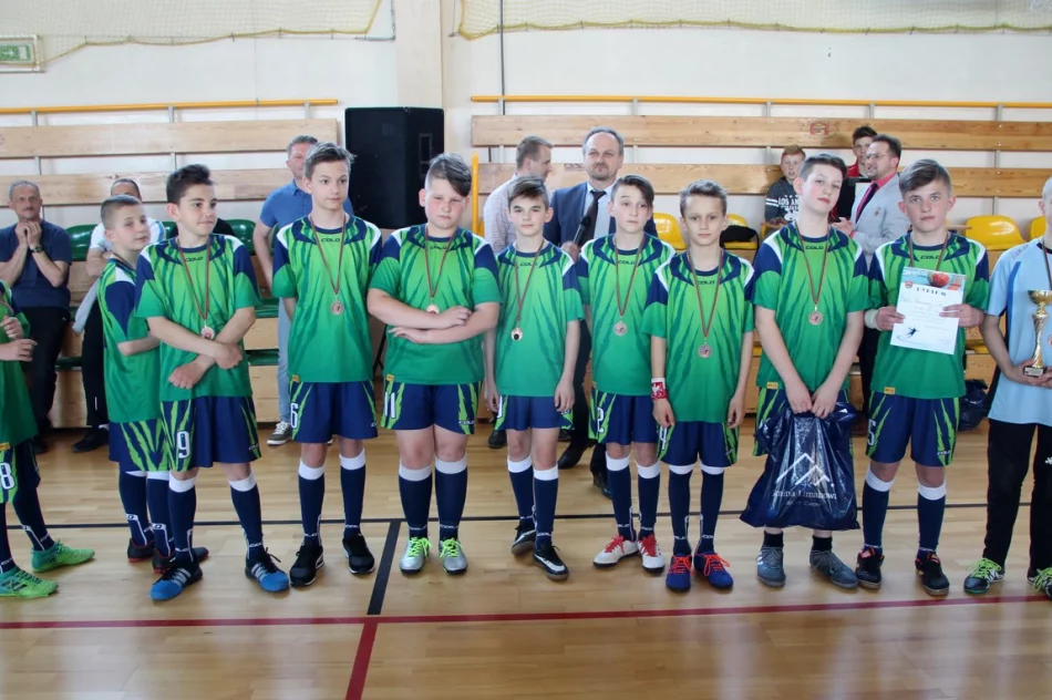 Chłopcy ze Starej Wsi Mistrzami Gminy Limanowa w piłce ręcznej - zdjęcie 19