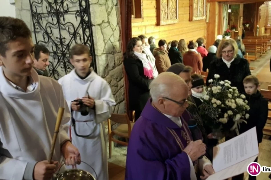 Pamiątkowa tablica w 2. rocznicę śmierci kapłana - zdjęcie 4