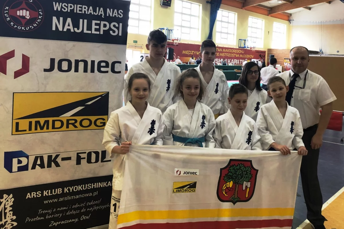 Reprezentanci Miasta Limanowa na Mistrzostwach Młodzików w Karate Kyokushin