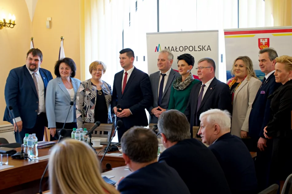 Samorządowcy spotkali się z marszałkiem - zdjęcie 2