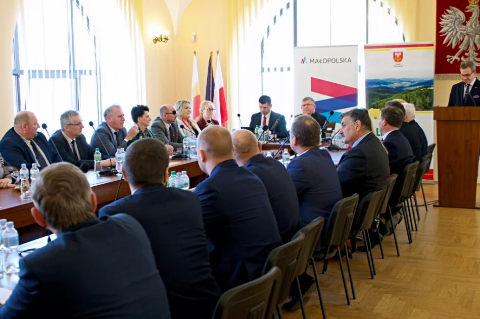 Samorządowcy spotkali się z marszałkiem - zdjęcie 4