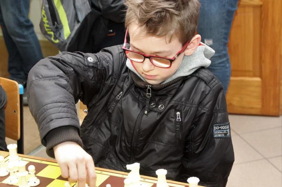 Turniej Szachowy VII Gmin - zdjęcie 12