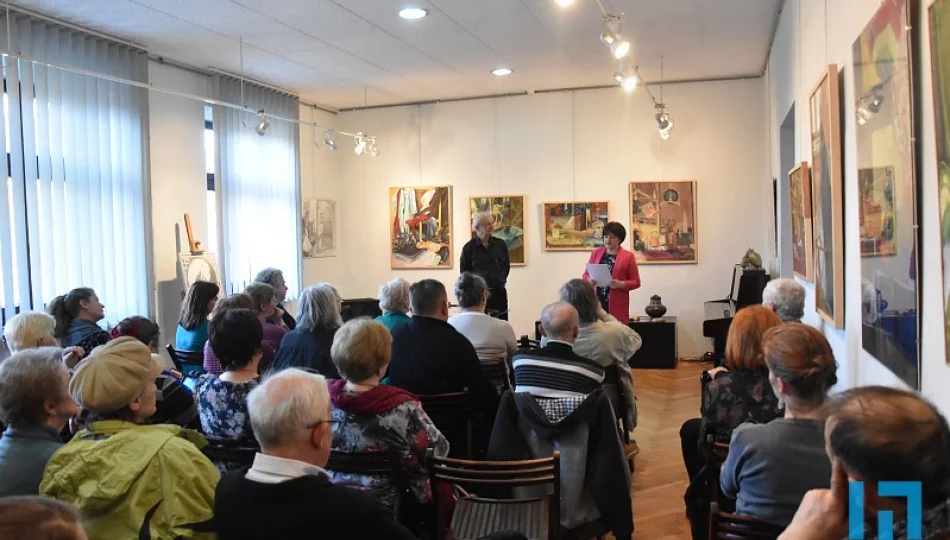 Spotkanie z pisarzem - zdjęcie 1