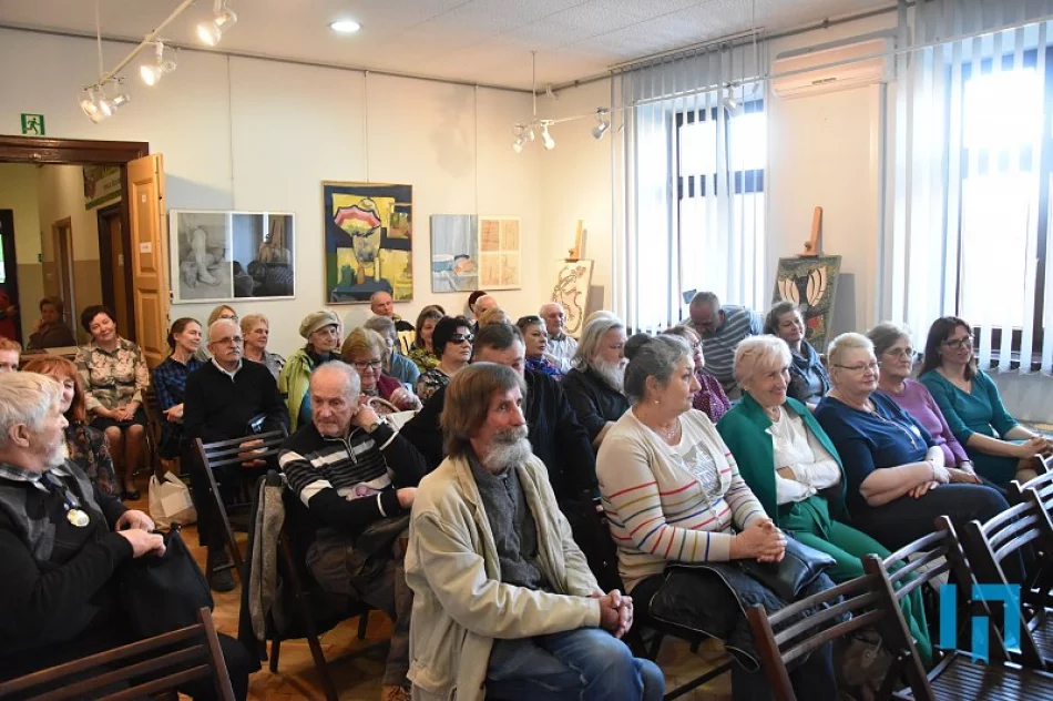 Spotkanie z pisarzem - zdjęcie 3