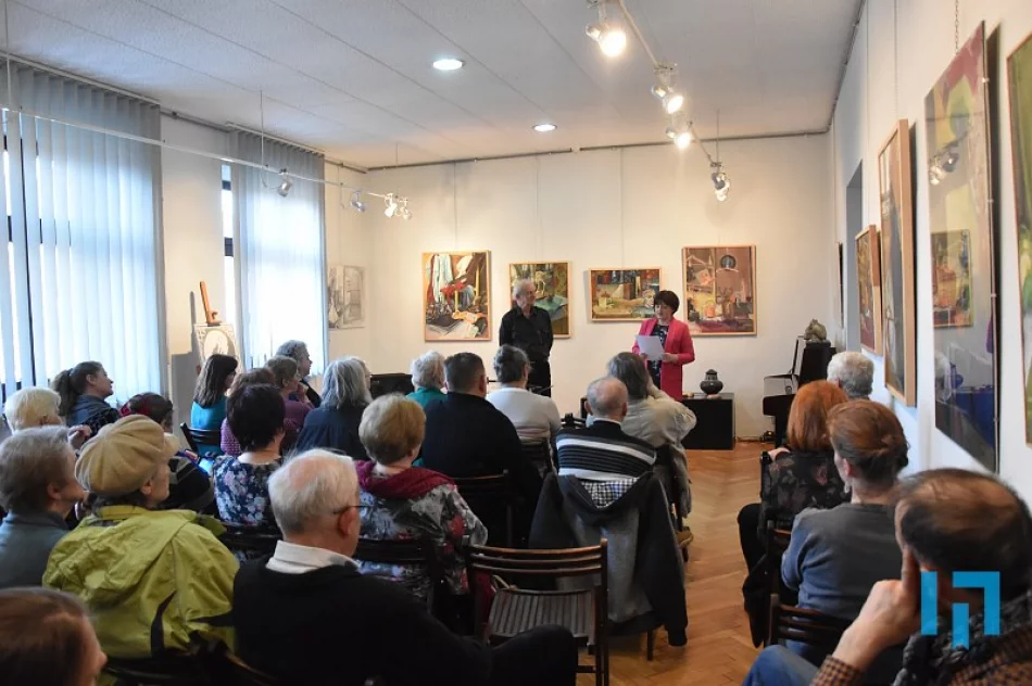 Relacja ze spotkania z Markiem Harnym - zdjęcie 4