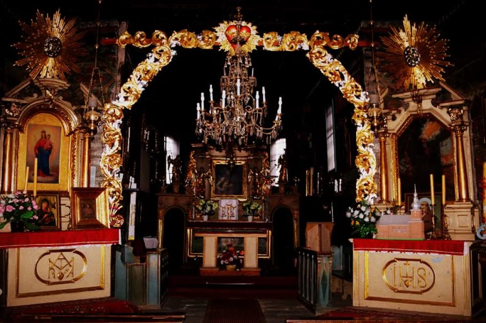 Dotacja na prace konserwatorskie dla Parafii pw. św. Antoniego Opata w Męcinie - zdjęcie 2