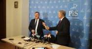 Symboliczne przekazanie władzy w PiS - zdjęcie 2