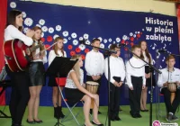 Historia w pieśni zaklęta - zdjęcie główne