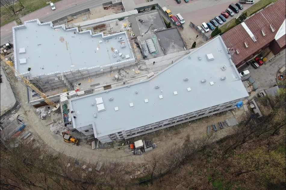 Przebudowa Limanowskiego Domu Kultury i budowa Miejskiej Biblioteki - zdjęcie 4