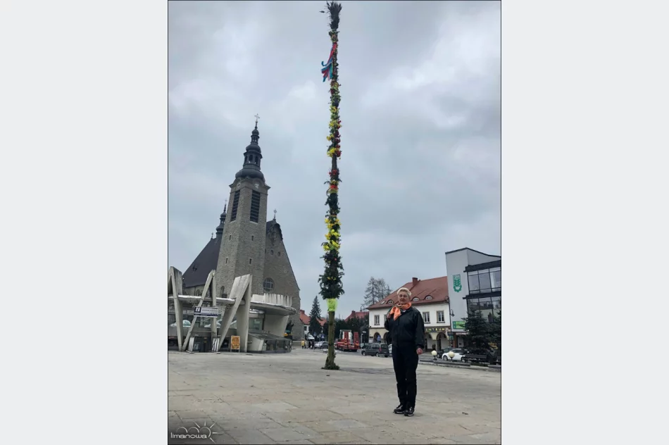 Wielkanocna palma na Rynku zwiastuje zbliżające się święta - zdjęcie 2