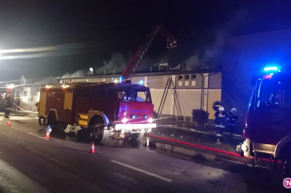 9 godzin gasili pożar piekarni w Bobowej - zdjęcie 3