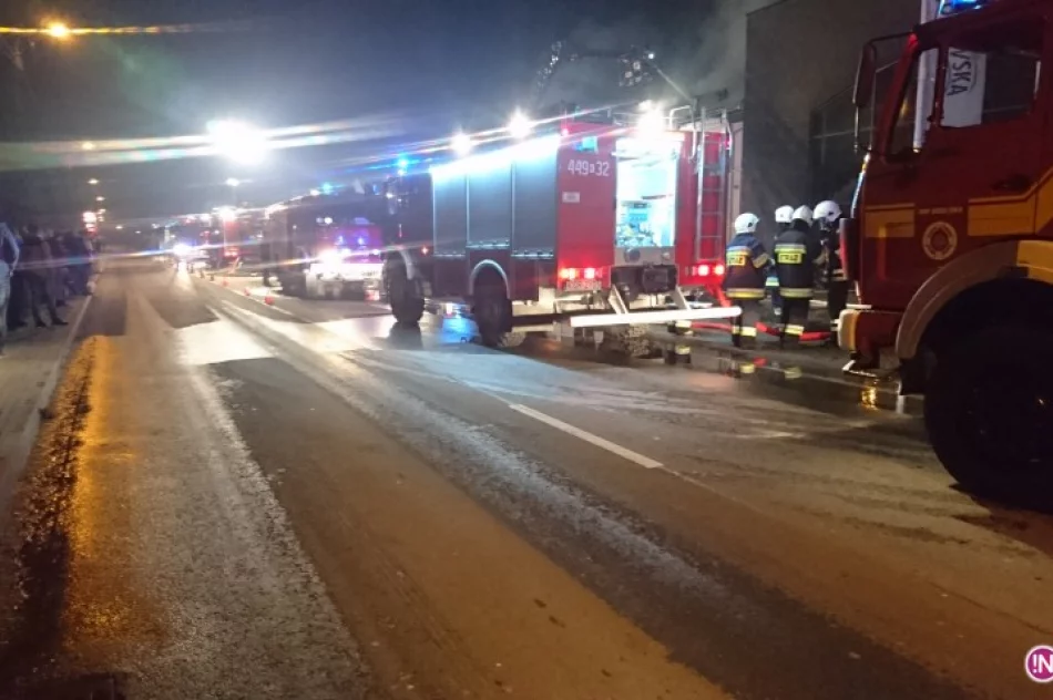 9 godzin gasili pożar piekarni w Bobowej - zdjęcie 4