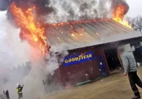 42 strażaków walczyło z ogniem - zdjęcie główne