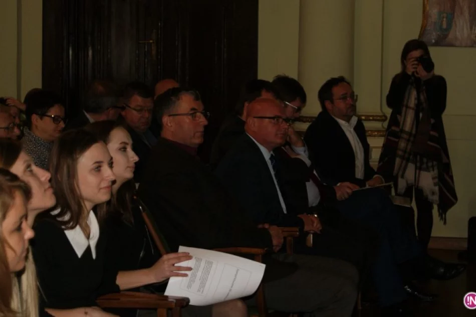 Młodzi myślą i stawiają na przedsiębiorczość - zdjęcie 4