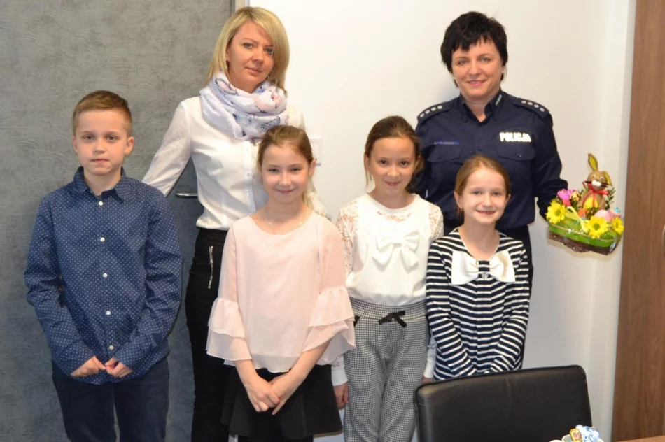Niecodzienni goście w Komendzie Policji w Limanowej - zdjęcie 7