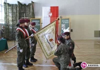 Uczniowie klas mundurowych ślubowali na sztandar - zdjęcie główne