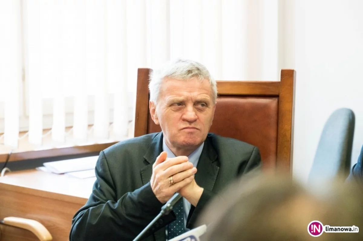 Senator Stanisław Kogut o zjeździe delegatów i 'diable w sądeckim ratuszu'