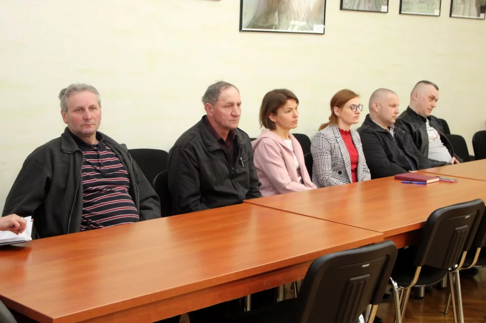 Spotkanie informacyjne dotyczące Programu „Czyste powietrze" - zdjęcie 9