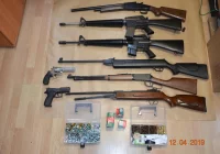 Nielegalny arsenał broni w domu 29-latka - zdjęcie główne