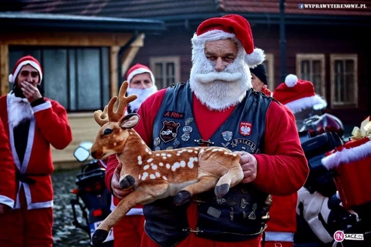 Paczki świąteczne prosto z motocykla