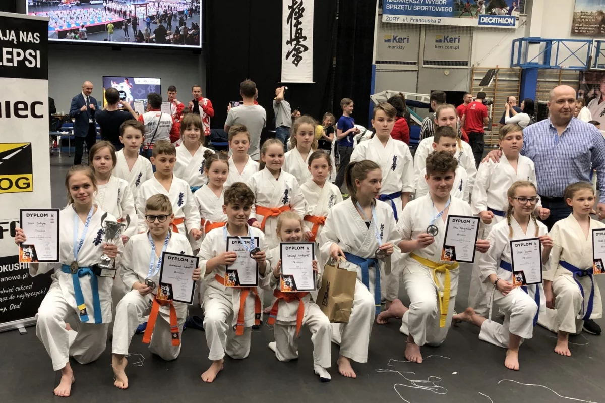 Karatecy ARS Klub Kyokushinkai - Limanowa wywalczyli 5 medali na SARI CUP w Żorach
