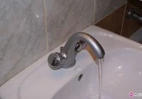 Znowu bakterie coli - dzieciom zapewniono wodę w butelkach - zdjęcie główne