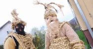 Zgodnie z tradycją, od rana psocili w centrum miejscowości - zdjęcie 4