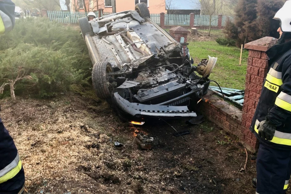 Pijany kierowca trafił do aresztu, pasażer Audi do szpitala - zdjęcie 5