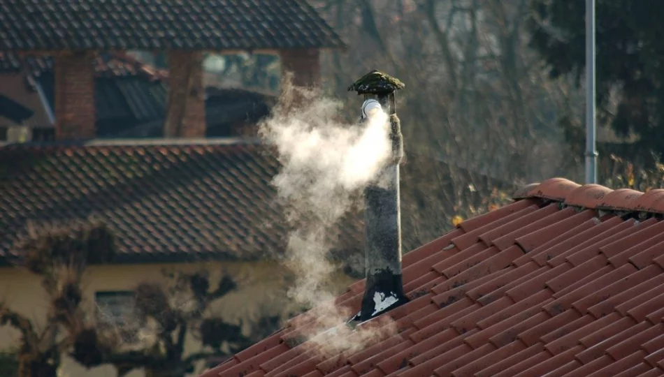 Małopolanie walczą z paleniem śmieciami. Ekointerwencje w kilkudziesięciu gminach - zdjęcie 1