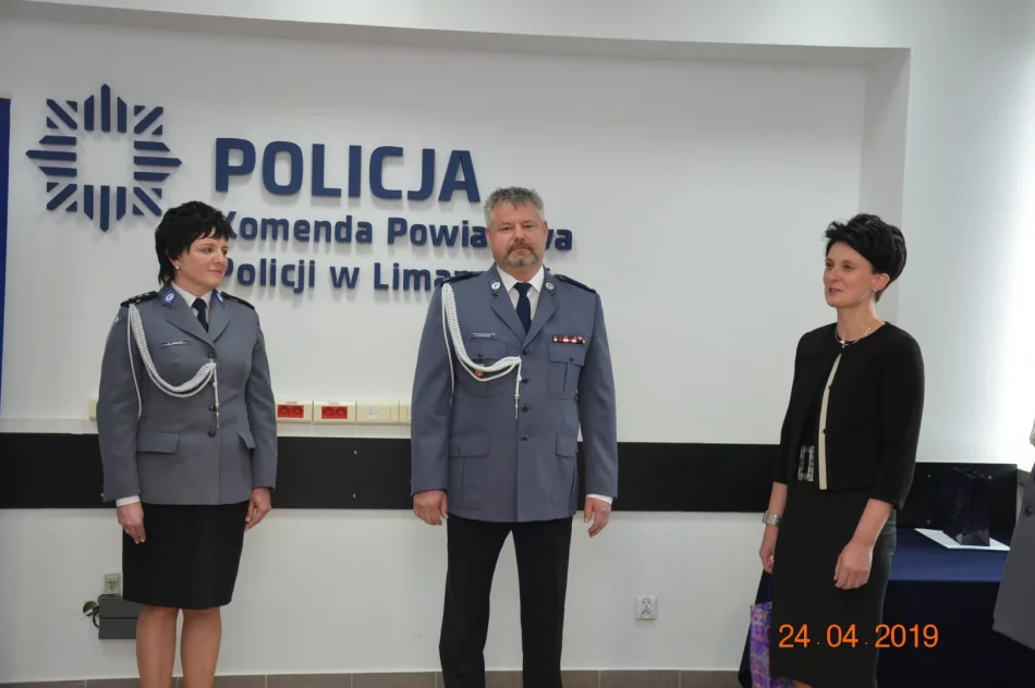 Uroczyste wprowadzenie nowej komendant - zdjęcie 2