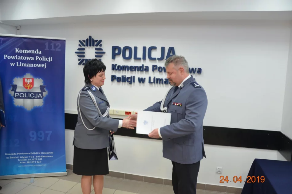 Uroczyste wprowadzenie nowej komendant - zdjęcie 6