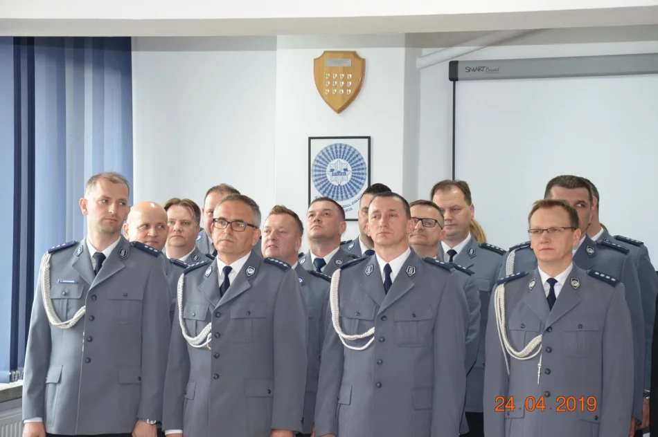 Uroczyste wprowadzenie nowej komendant - zdjęcie 11