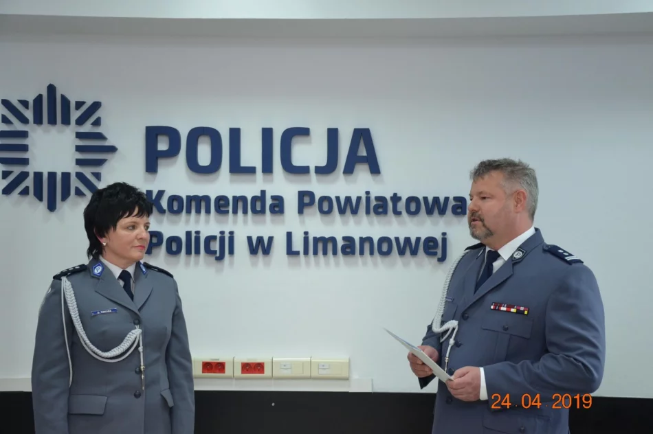 Uroczyste wprowadzenie nowej komendant - zdjęcie 17