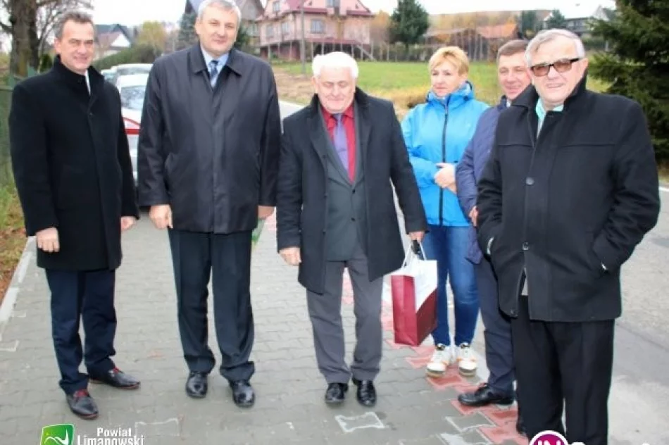 Dokonali odbioru przebudowanych odcinków dróg powiatowych - zdjęcie 2