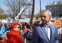 ZNP zawiesza strajk "by zapewnić uczniom warunki do spokojnego ukończenia roku" - zdjęcie główne