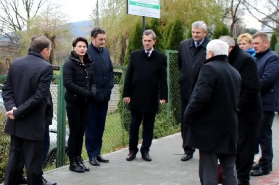 Dokonali odbioru przebudowanych odcinków dróg powiatowych - zdjęcie 3