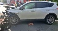 Czołowe zderzenie - 4 osoby trafiły do szpitala  - zdjęcie 2