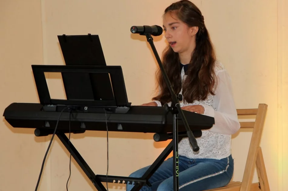 Konkursem śpiewu rozpoczęliśmy VI edycję Przeglądu MaGa - zdjęcie 16