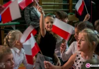 'Tobie Polsko śpiewamy' - powrót do tradycji sprzed lat (wideo) - zdjęcie główne