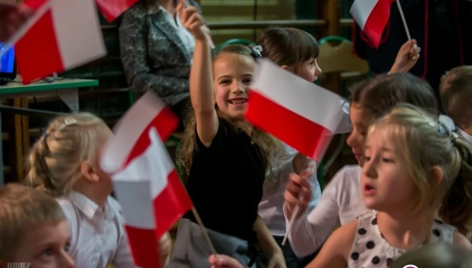 'Tobie Polsko śpiewamy' - powrót do tradycji sprzed lat (wideo) - zdjęcie 1