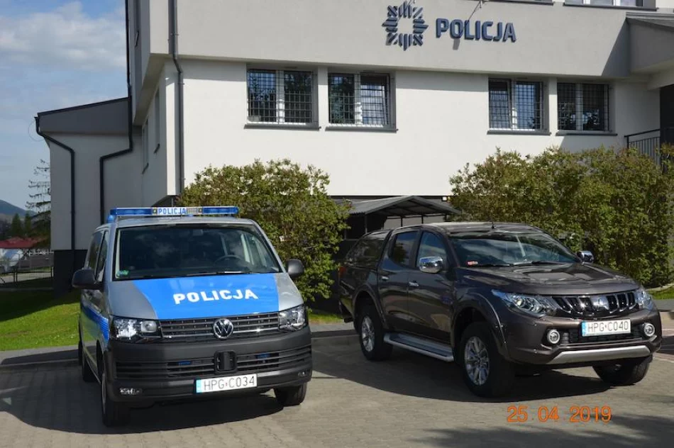 Nowe radiowozy zasiliły limanowską komendę - zdjęcie 2