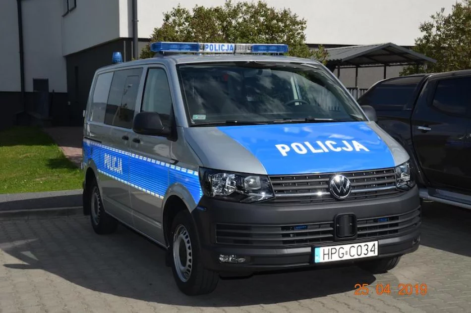 Nowe radiowozy zasiliły limanowską komendę - zdjęcie 4