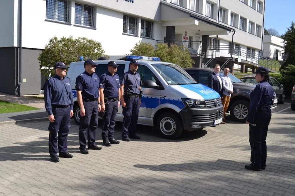 Nowe radiowozy zasiliły limanowską komendę - zdjęcie 8