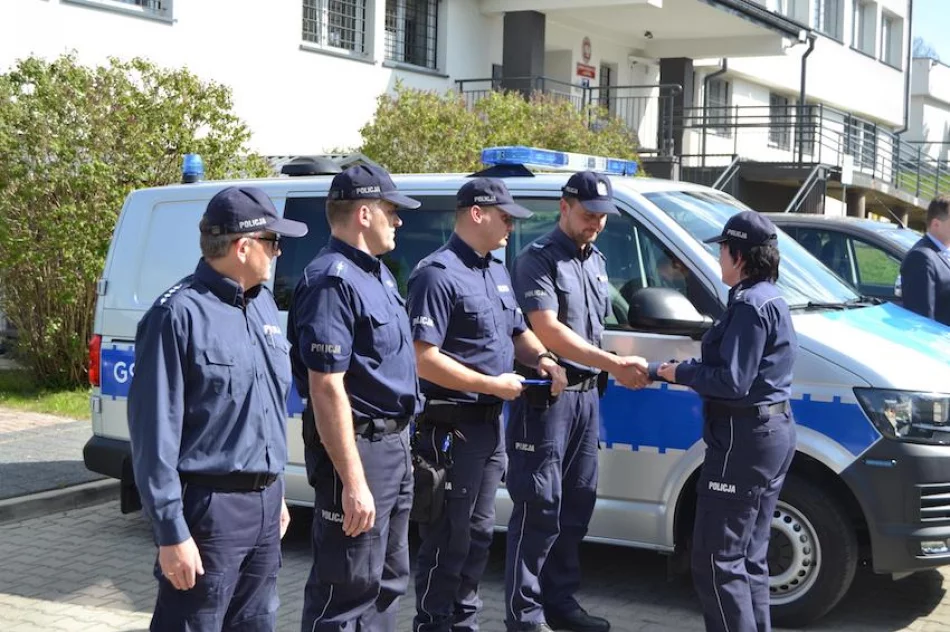 Nowe radiowozy zasiliły limanowską komendę - zdjęcie 11