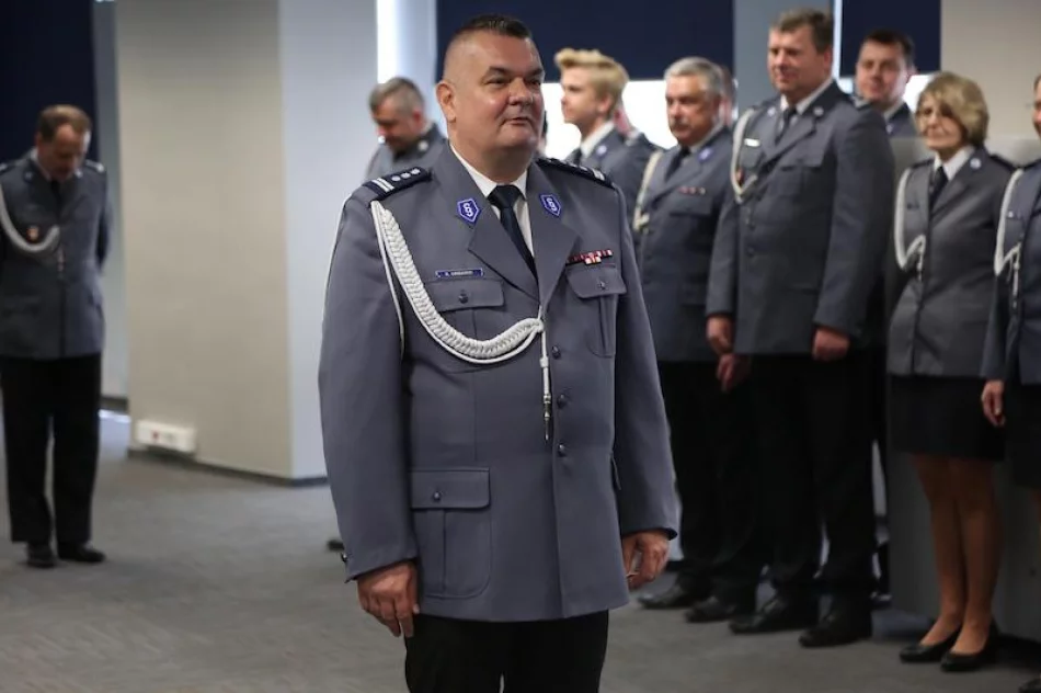 Emerytowani komendanci pożegnali się z mundurem - zdjęcie 10