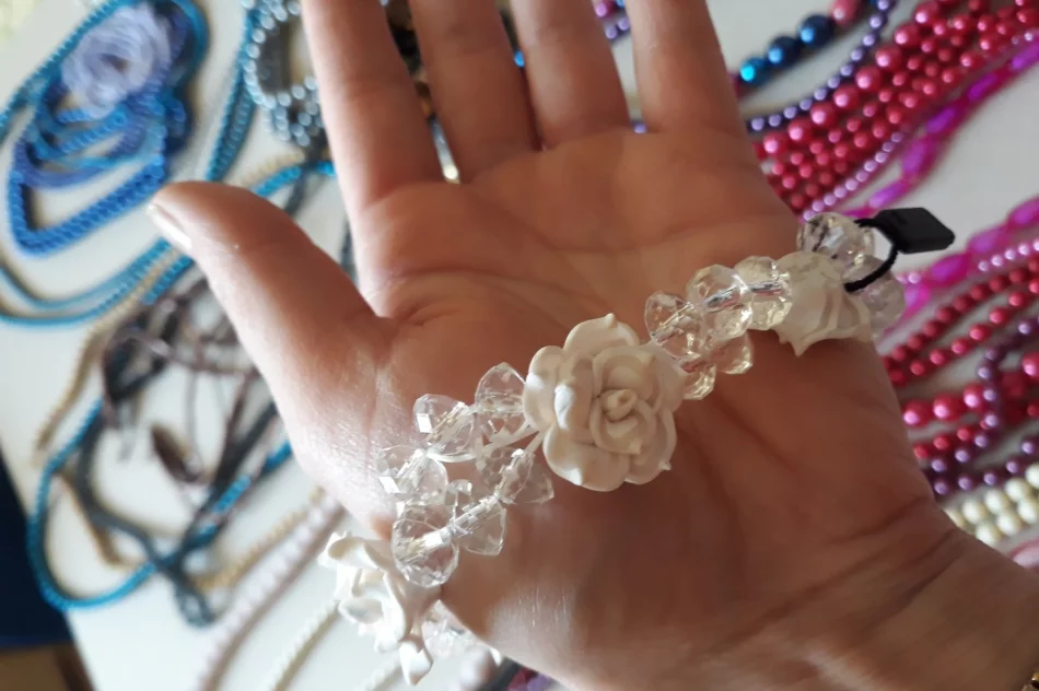 Kiermasz ręcznie wykonanych korali i bransoletek - zdjęcie 5